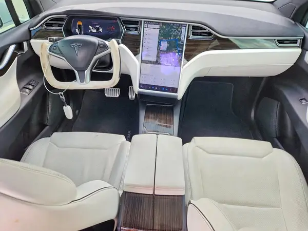 5YJXCBE45GF028322 2016 TESLA MODEL X - Image 8
