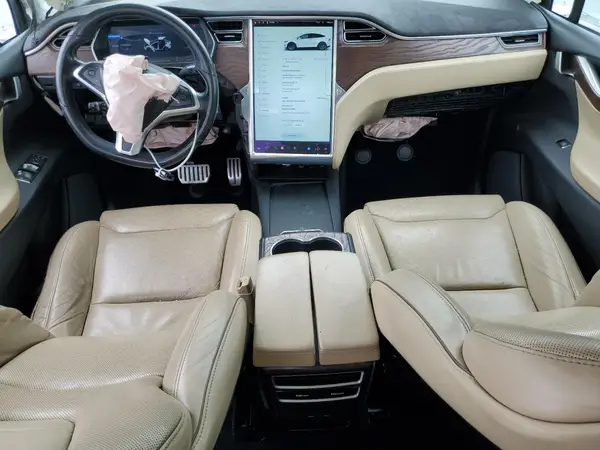 5YJXCBE45GFS00610 2016 TESLA MODEL X - Image 8