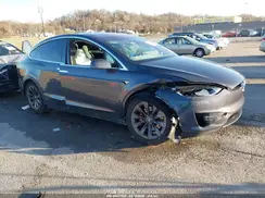 5YJXCBE45JF089774 2018 TESLA MODEL X