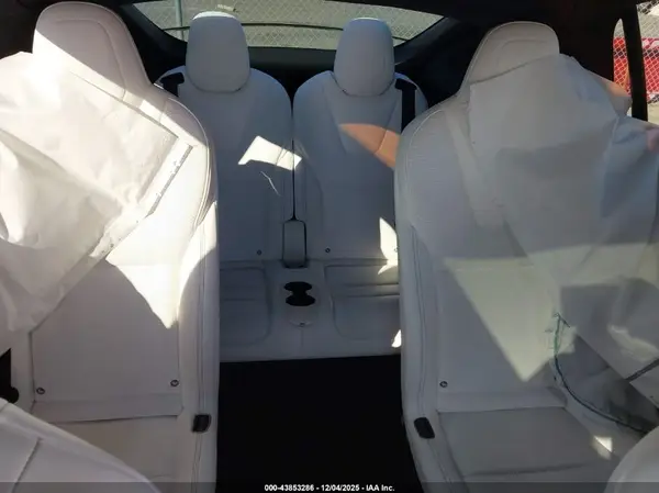 5YJXCBE45JF106654 2018 TESLA MODEL X - Image 8