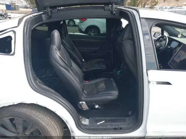 5YJXCBE45LF238008 2020 TESLA MODEL X - Image 8