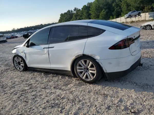 5YJXCBE46GF000271 2016 TESLA MODEL X - Image 2