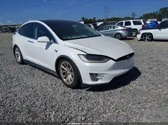 5YJXCBE46GF000576 2016 TESLA MODEL X