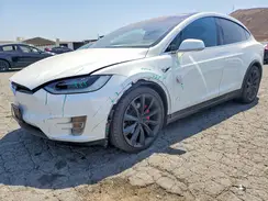 5YJXCBE46JF105237 2018 TESLA MODEL X