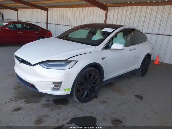 5YJXCBE46KF181932 2019 TESLA MODEL X - Image 2