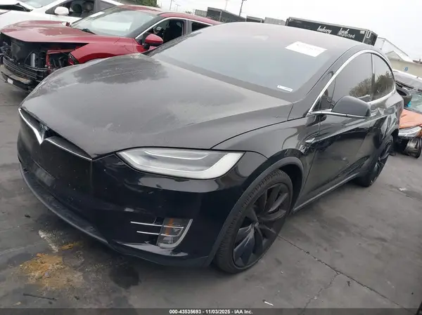 5YJXCBE46MF322680 2021 TESLA MODEL X - Image 2