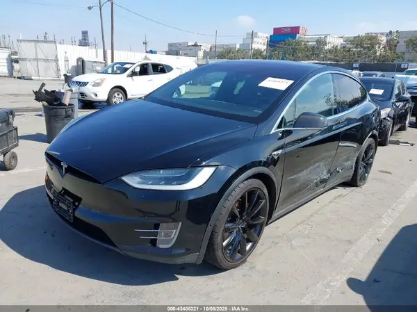 5YJXCBE47GF007438 2016 TESLA MODEL X - Image 2