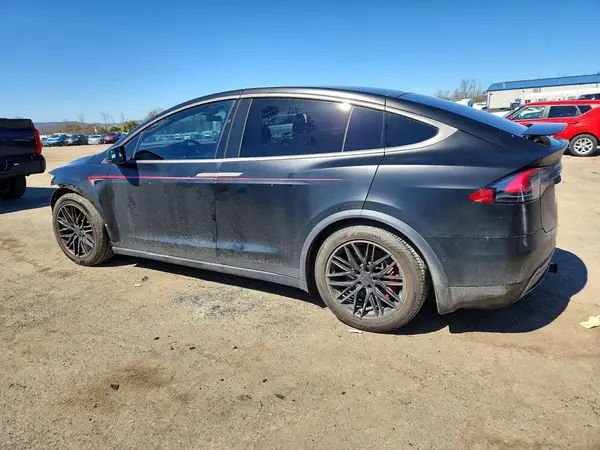 5YJXCBE47GF023641 2016 TESLA MODEL X - Image 2