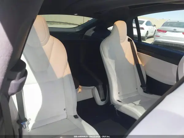5YJXCBE47JF111337 2018 TESLA MODEL X - Image 8