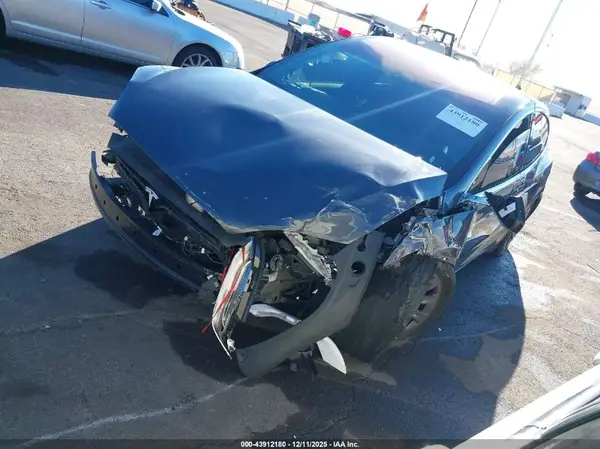 5YJXCBE47JF130065 2018 TESLA MODEL X - Image 2