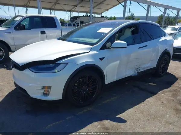 5YJXCBE47KF180420 2019 TESLA MODEL X - Image 2