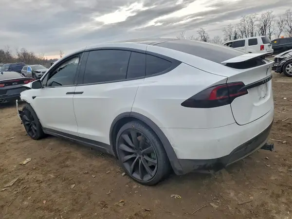 5YJXCBE47LF262522 2020 TESLA MODEL X - Image 2