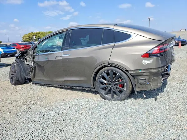 5YJXCBE48GF016326 2016 TESLA MODEL X - Image 2
