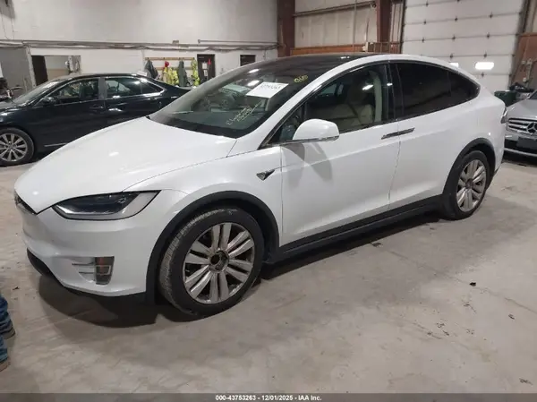 5YJXCBE48GF030291 2016 TESLA MODEL X - Image 2