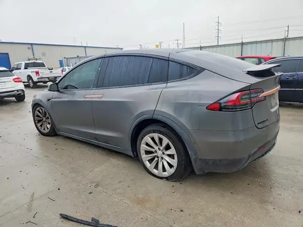 5YJXCBE48JF091275 2018 TESLA MODEL X - Image 2
