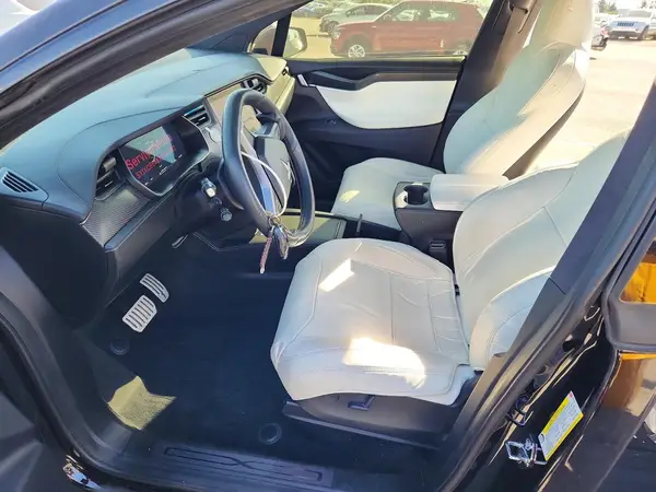 2019 TESLA MODEL X auction photo 7