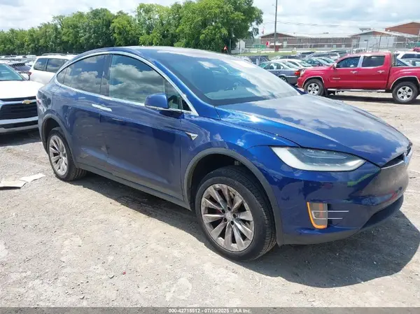 5YJXCBE49HF053550 2017 TESLA MODEL X - Image 1