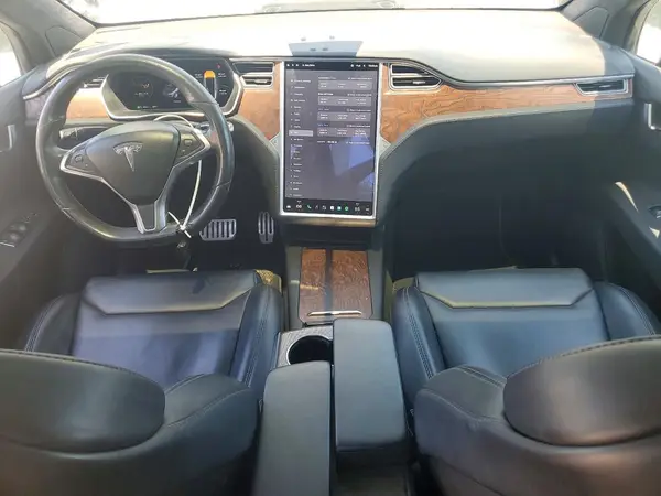 5YJXCBE49JF086165 2018 TESLA MODEL X - Image 8