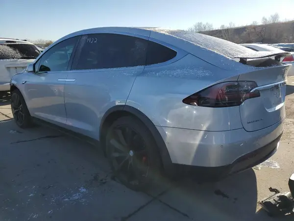5YJXCBE4XGF000323 2016 TESLA MODEL X - Image 2