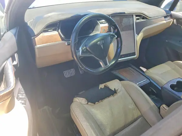 5YJXCBE4XGF006994 2016 TESLA MODEL X - Image 8