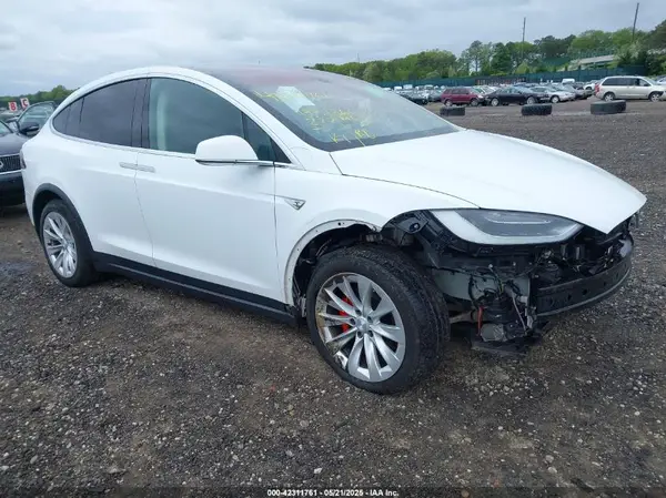 5YJXCBE4XGF013718 2016 TESLA MODEL X - Image 1