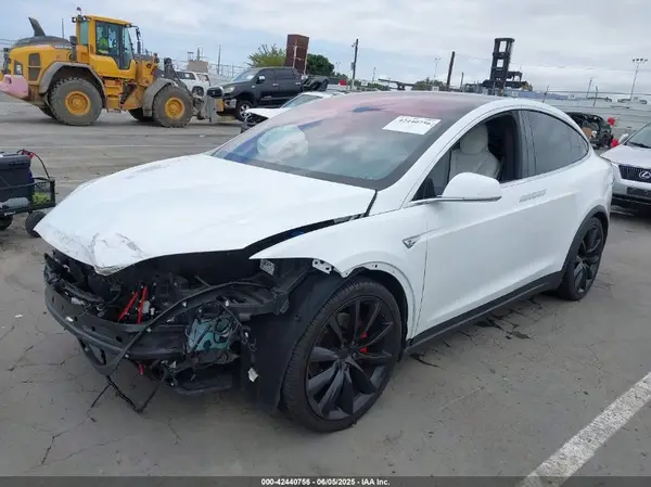 5YJXCBE4XGF021916 2016 TESLA MODEL X - Image 2