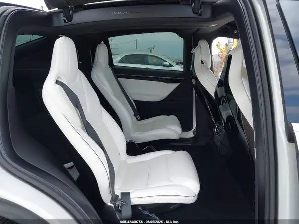 5YJXCBE4XGF021916 2016 TESLA MODEL X - Image 8