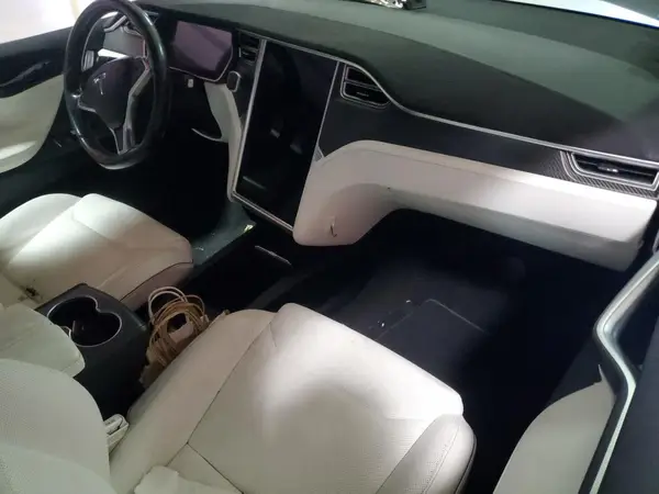 5YJXCBE4XGFS00540 2016 TESLA MODEL X - Image 8