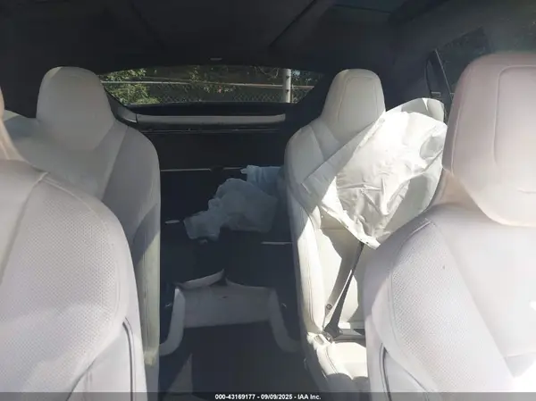 5YJXCBE4XHF034232 2017 TESLA MODEL X - Image 8