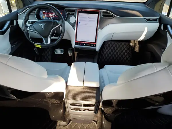 5YJXCBE4XHF042492 2017 TESLA MODEL X - Image 8