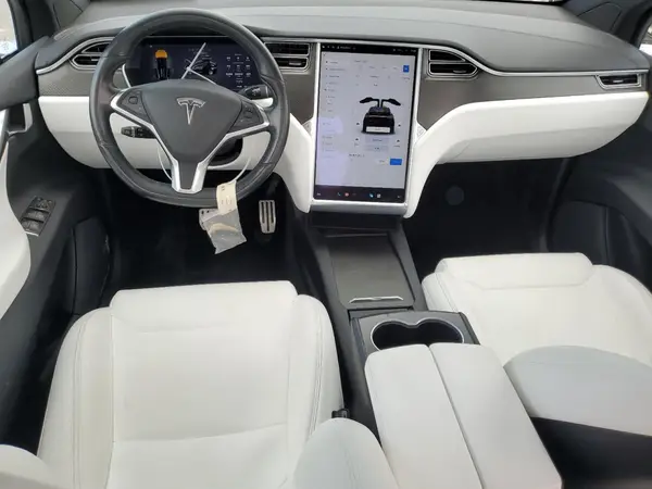 5YJXCBE4XHF077341 2017 TESLA MODEL X - Image 8