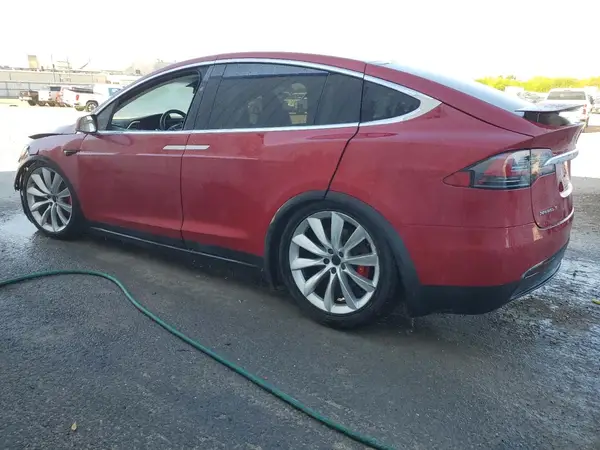 5YJXCBE4XJF081119 2018 TESLA MODEL X - Image 2