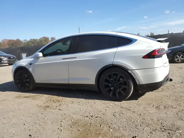 5YJXCBE4XJF085834 2018 TESLA MODEL X - Image 2