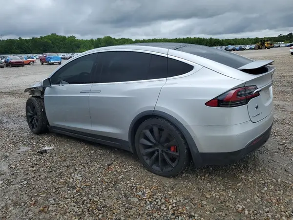 5YJXCBE4XJF091035 2018 TESLA MODEL X - Image 2