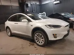 5YJXCBE4XKF197499 2019 TESLA MODEL X