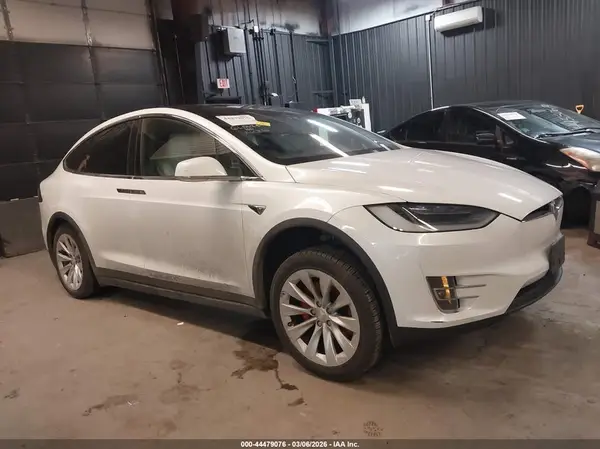 5YJXCBE4XKF197499 2019 TESLA MODEL X - Image 1