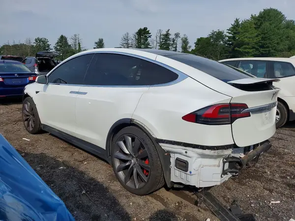 5YJXCBE4XKF200269 2019 TESLA MODEL X - Image 2