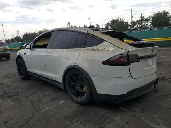5YJXCBE4XLF232043 2020 TESLA MODEL X - Image 2