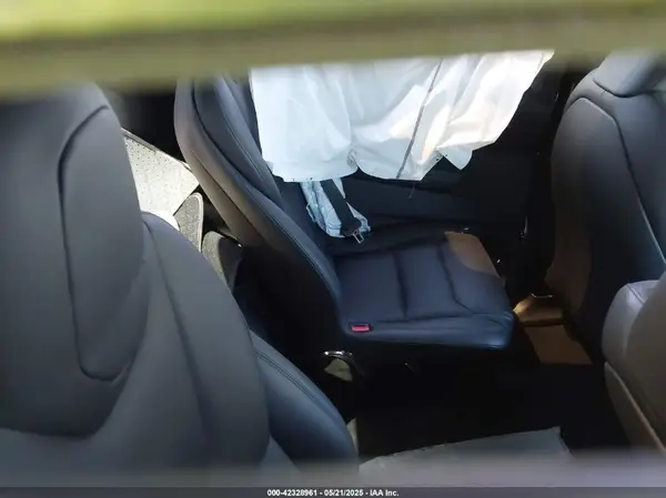 5YJXCBE57MF327492 2021 TESLA MODEL X - Image 8