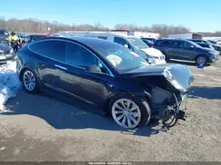 5YJXCDE20GF034085 2016 TESLA MODEL X