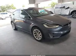 5YJXCDE20HF038302 2017 TESLA MODEL X