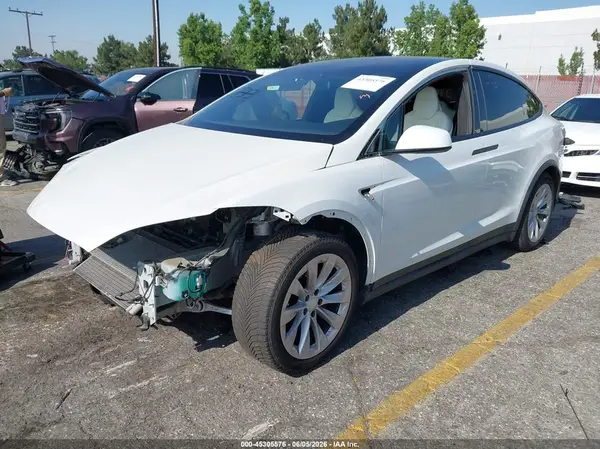 5YJXCDE20HF055679 2017 TESLA MODEL X - Image 2