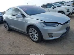 5YJXCDE20HF055732 2017 TESLA MODEL X