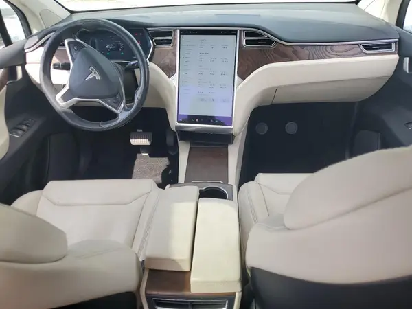 5YJXCDE20HF068304 2017 TESLA MODEL X - Image 8