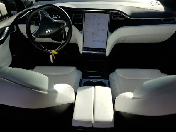5YJXCDE20HF074958 2017 TESLA MODEL X - Image 8