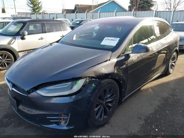 5YJXCDE20JF090616 2018 TESLA MODEL X - Image 2