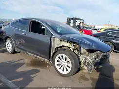 5YJXCDE20JF101355 2018 TESLA MODEL X