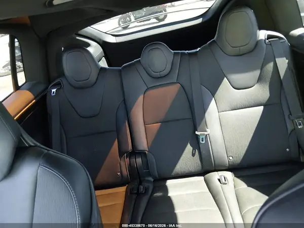 5YJXCDE20JF102201 2018 TESLA MODEL X - Image 8