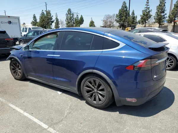 5YJXCDE20JF113683 2018 TESLA MODEL X - Image 2