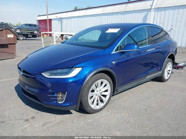 5YJXCDE20JF114123 2018 TESLA MODEL X - Image 2